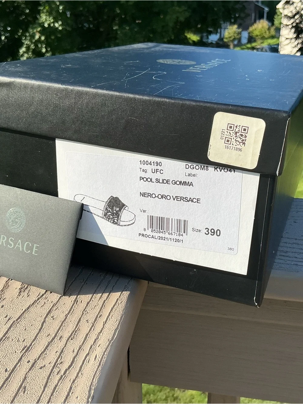 Versace Black Slides Gomma with Gold Medusa